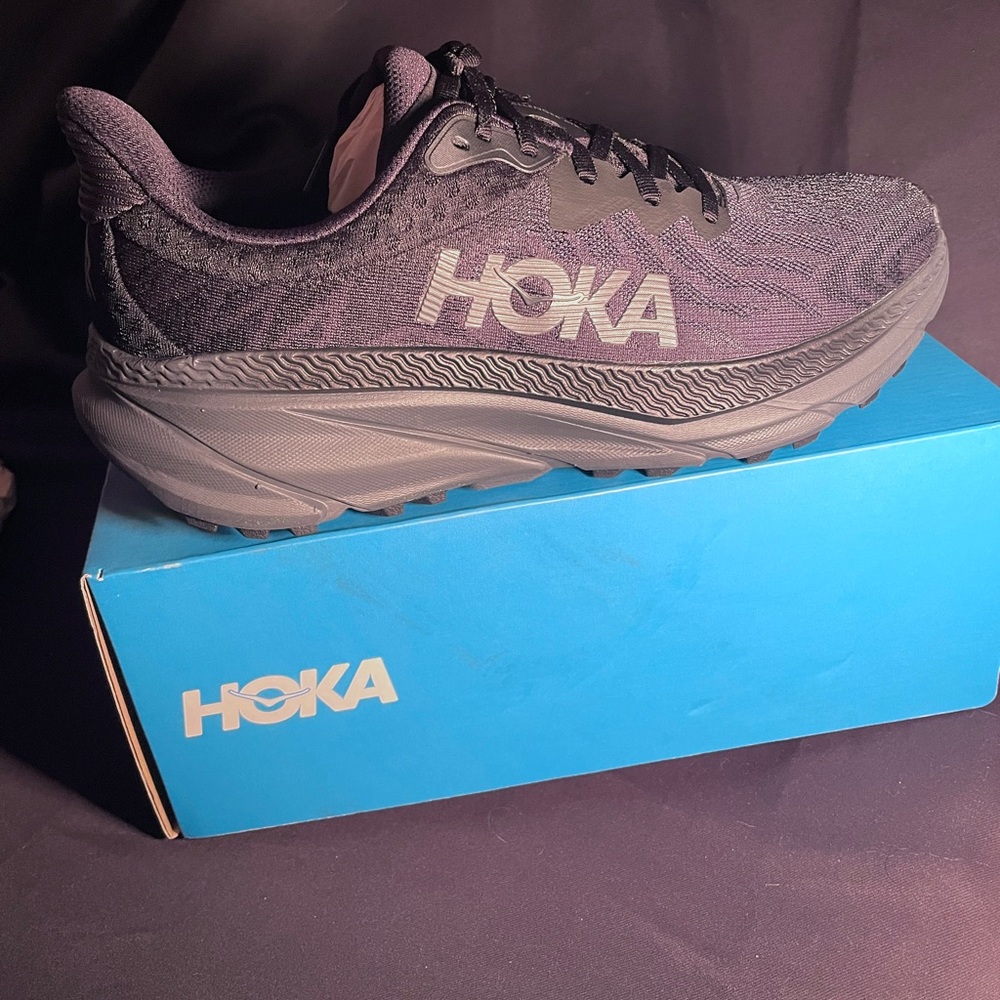 HOKA Challenger ATR 7 Men’s 10.5 Black Gray